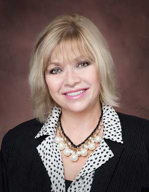Lisa Jo Mertel's headshot